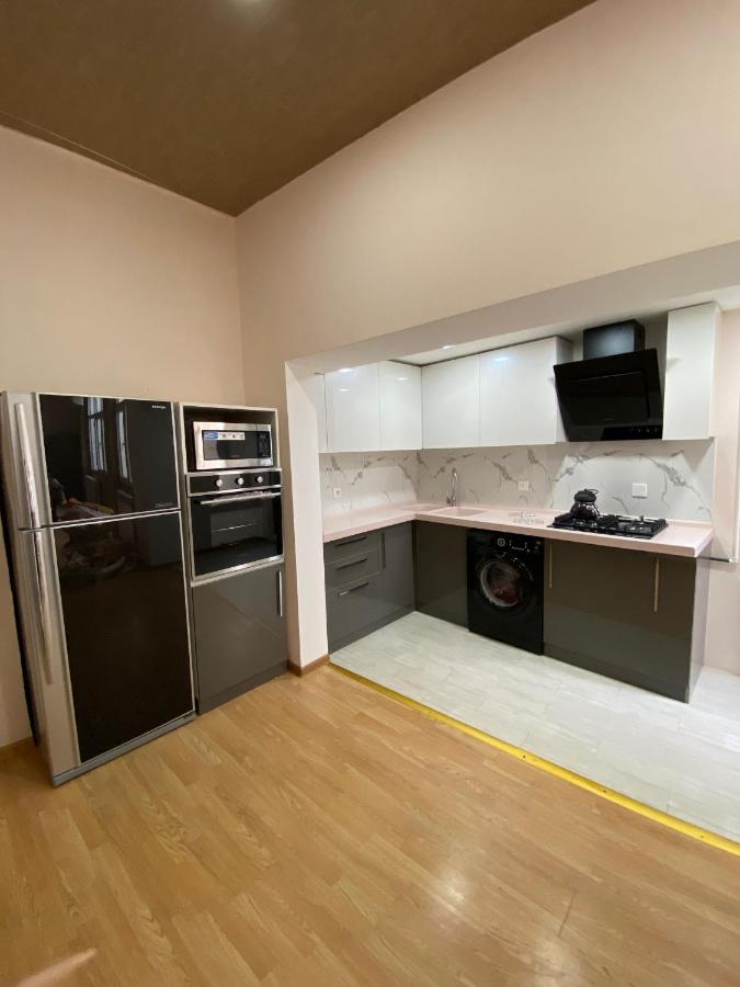Cozy Old City Apartment Баку Екстериор снимка